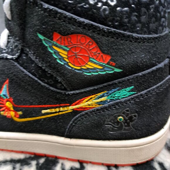 %Size 10.5 Nike Air Jordan 1 SE Mid SiEMPRE Familia Men AJ23 main image 8